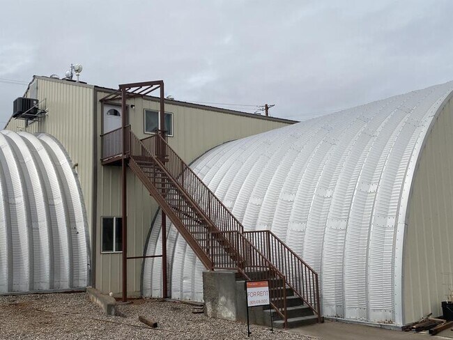 Foto del edificio - 705N US-191