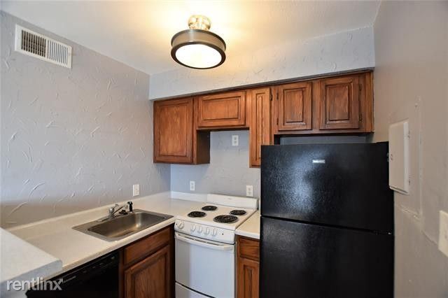 Foto del edificio - 1 br, 1 bath Condo - 1700 Baird Farm Circl...