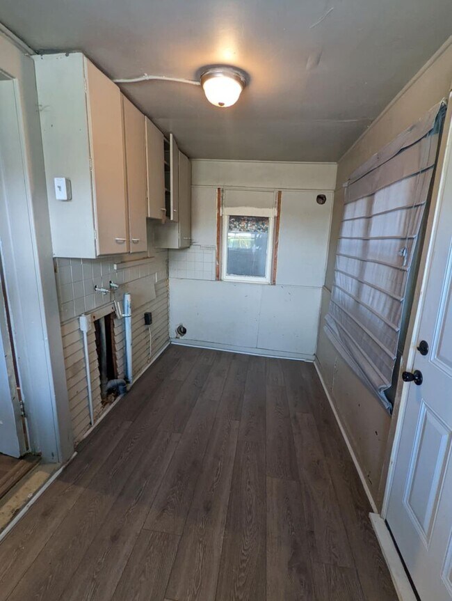 Foto del edificio - Charming 4-Bedroom Home Near Downtown & Kellogg