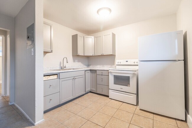 Foto del edificio - 8723 E 14th Ave