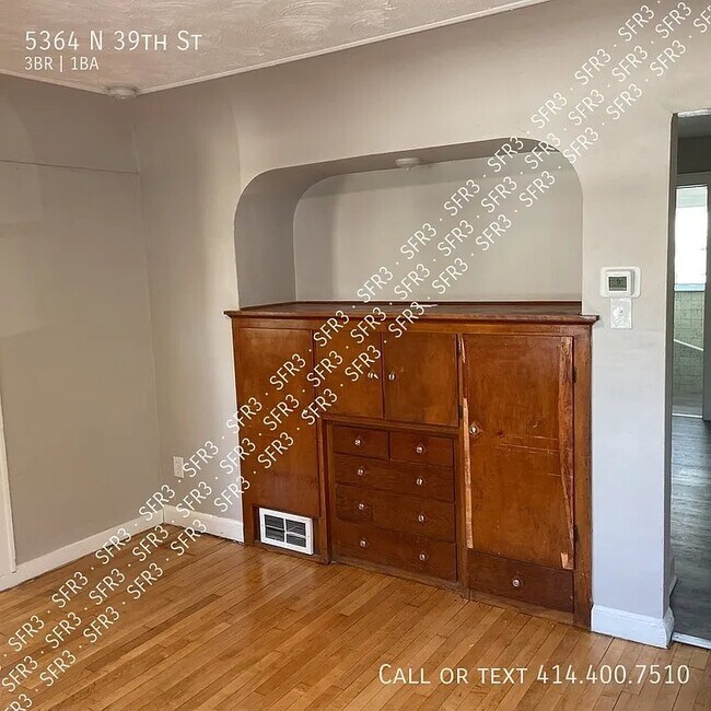 Foto del edificio - 5364 N 39th St