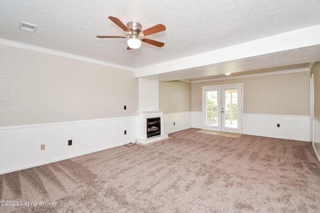 Foto del edificio - 1042 Cristland Rd