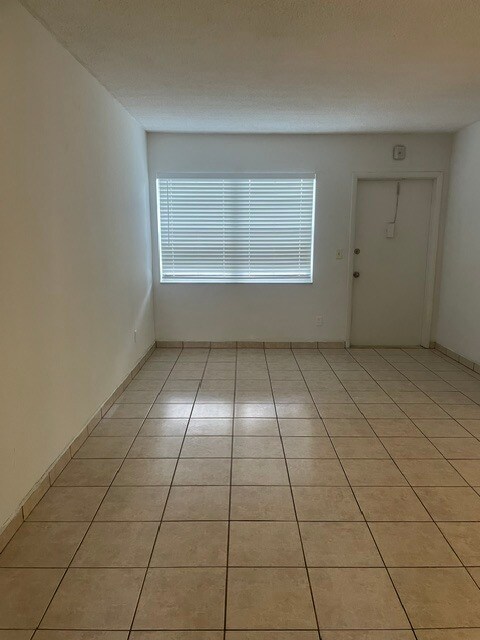 Building Photo - 1420 Atlantic Shores Blvd