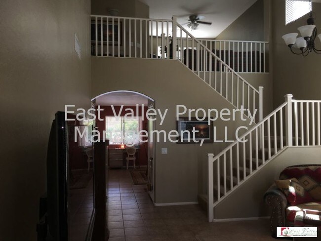 Foto del edificio - 73 W Canyon Rock Rd