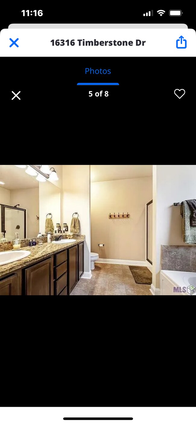 Baño principal - 16316 Timberstone Dr