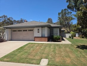 Building Photo - 10445 La Vita Ct