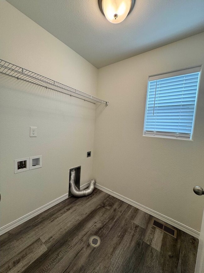 Foto del edificio - Updated 3 bedroom in Enclaves at Mountain ...