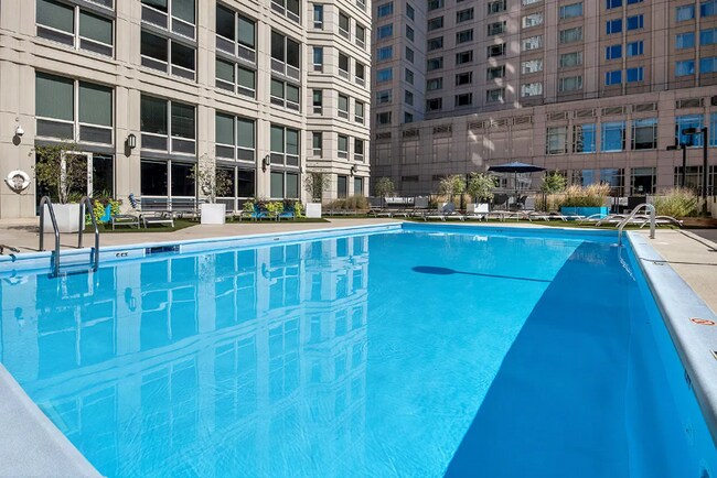 Foto del edificio - 750 N Rush St