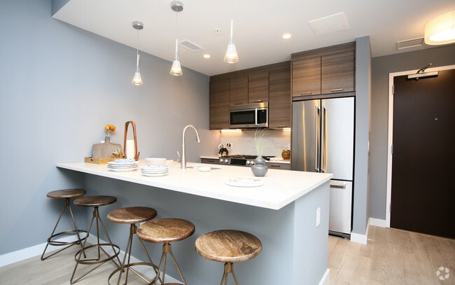 Photo - 414 Light Street Apartments