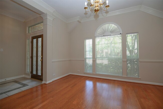 Building Photo - 22023 Beachgrove Ln