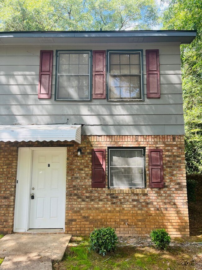 Foto del edificio - 606 Elm St