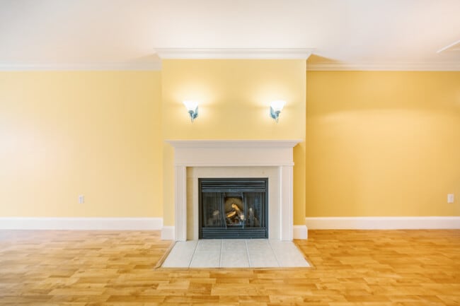 Building Photo - 426 Mount Hope St