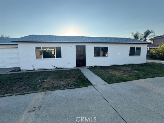 Foto del edificio - 12745 Bess Ave