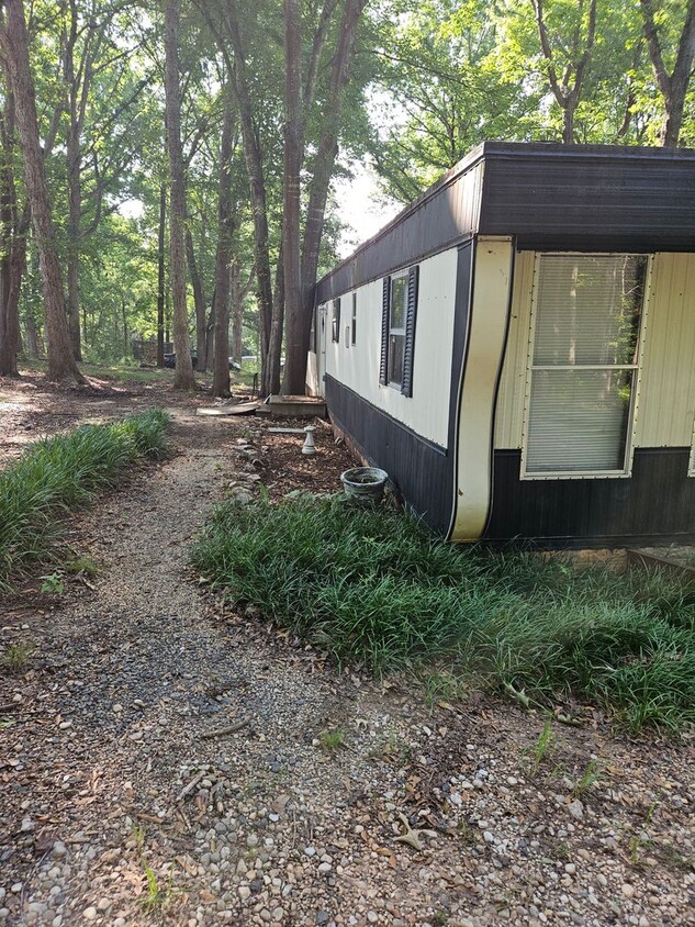 Foto principal - Two Bed Two Bath Mobile Home in Catawba!