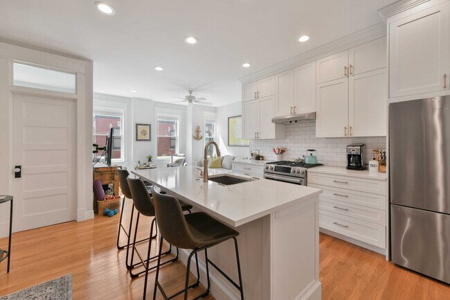 Foto del edificio - 43 1/2 Charter St