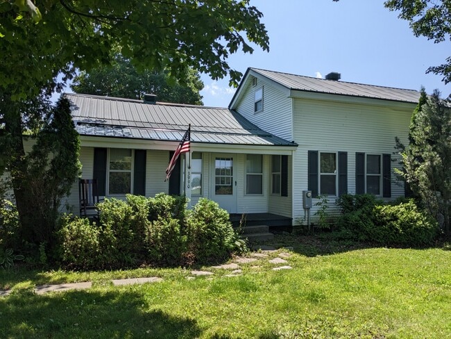 Building Photo - 3990 Deer River Rd