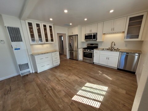 Building Photo - 240 Florence St