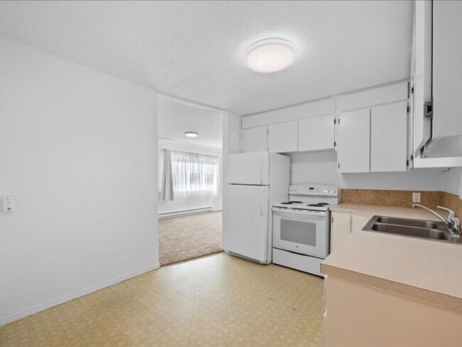 Foto del edificio - 3516 W 5th Ave