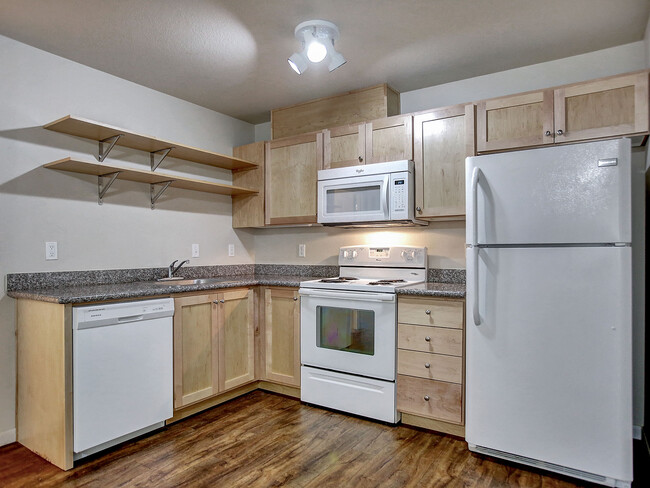 Building Photo - Riva Courtyard Apartments