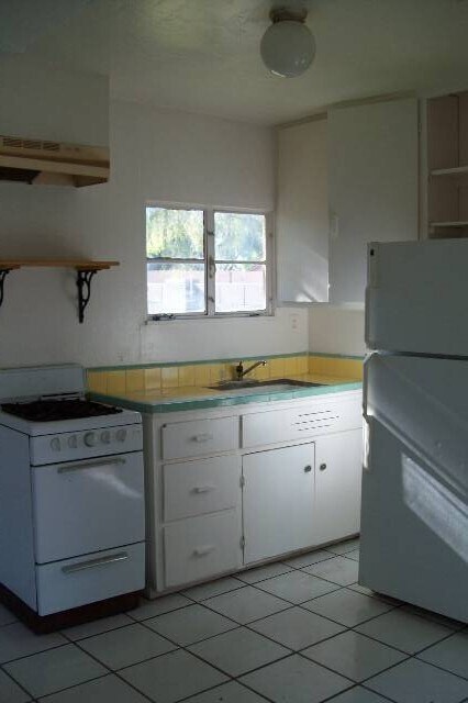 Building Photo - 1104 S Bonnie Ln