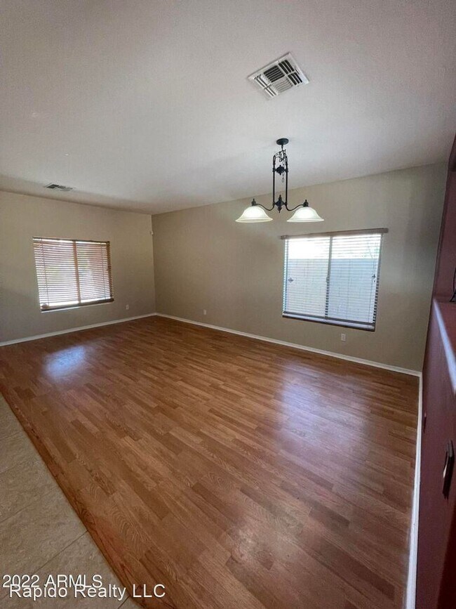 Foto del edificio - 5 br, 2.5 bath House - 5206 W. St Kateri Dr