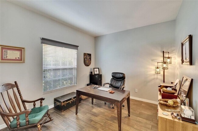 Building Photo - 12802 Cattail Shore Ln