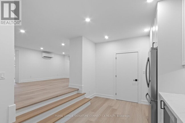 Building Photo - 93 Highfield Rd