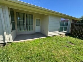 Building Photo - 12415 Garden Gale Ln
