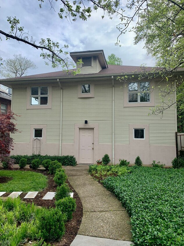Primary Photo - 1243 Cherokee Road- Carriage House (Highla...
