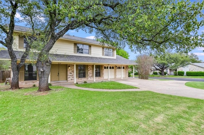 Building Photo - 3800 Palomar Ln