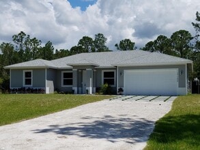Building Photo - 17186 84th Ct N