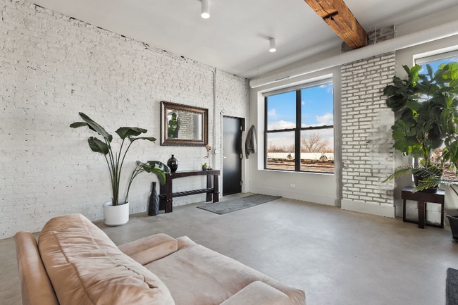 Photo - 2419 W 19th St Apartment