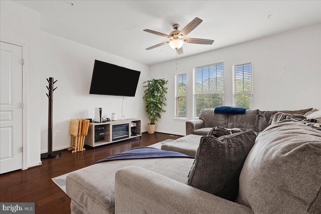Building Photo - 245 Mill Crossing Ct