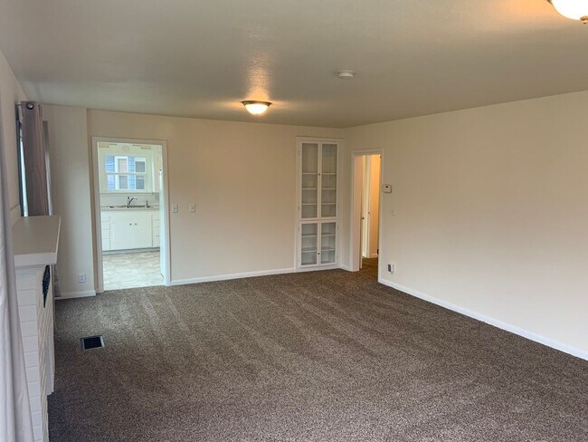 Foto del edificio - 1143 NW 31st St