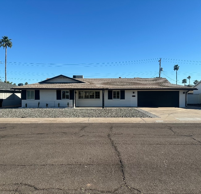 Photo - 8325 E Angus Dr House