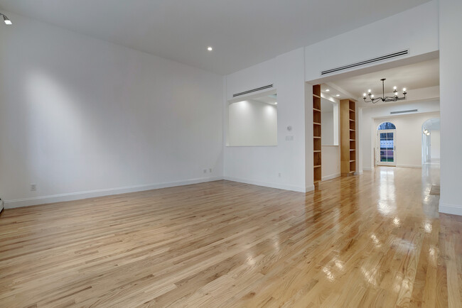 Foto del edificio - 496A Court St