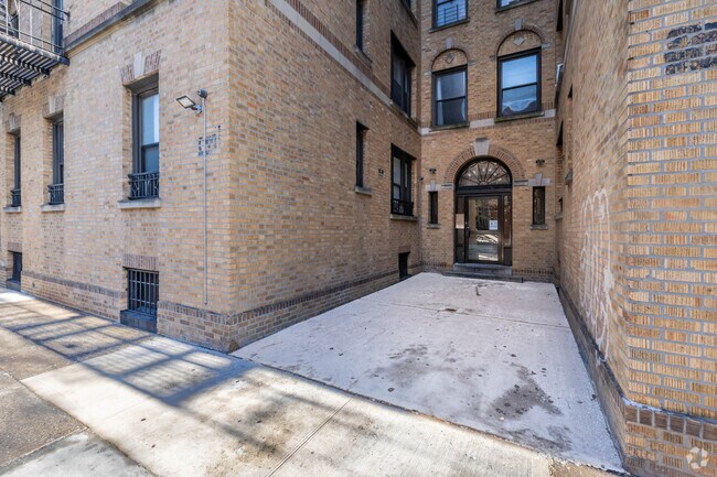 Building Photo - 31-53 34th St