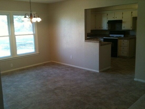 Foto del edificio - Large West Lubbock Home