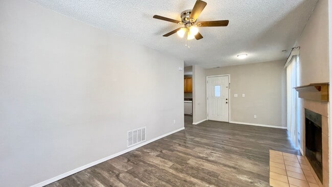 Foto del edificio - 1 Bedroom unit on Tampico for rent!