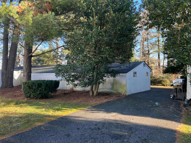 Building Photo - 1212 Sycamore Mills Rd
