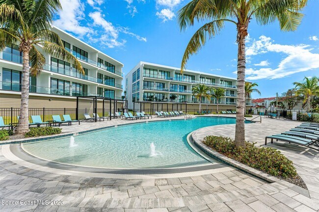 Foto del edificio - 225 Strand Dr