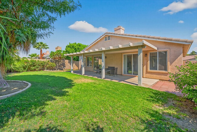Building Photo - 82587 Delano Dr