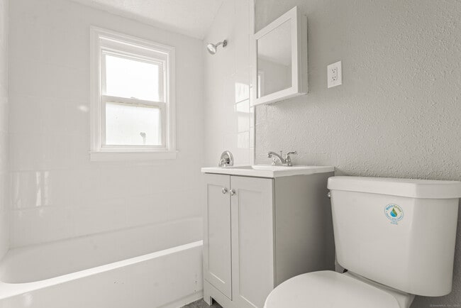 Building Photo - 101 Cannon Rd