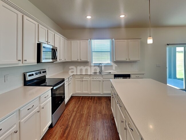 Building Photo - 1056 Summer Stone Loop