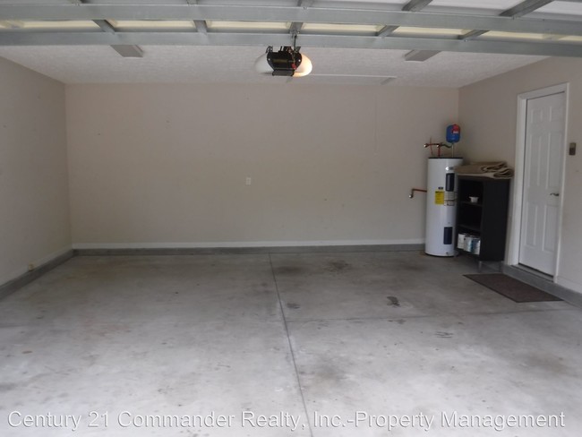 Building Photo - 4824 Cherokee Heights Rd