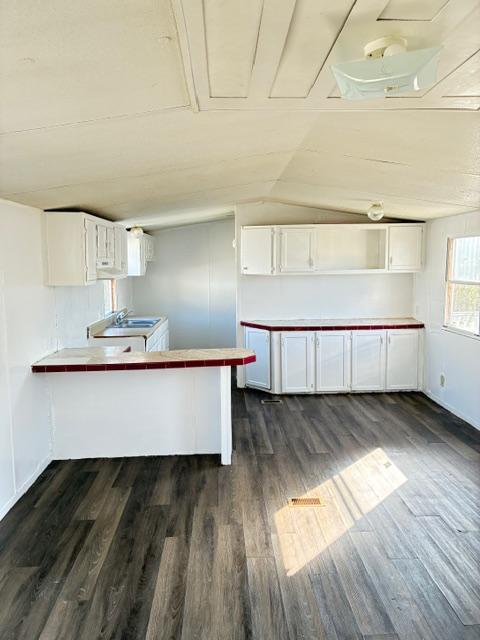 Foto del edificio - 2315 Wysteria Ln