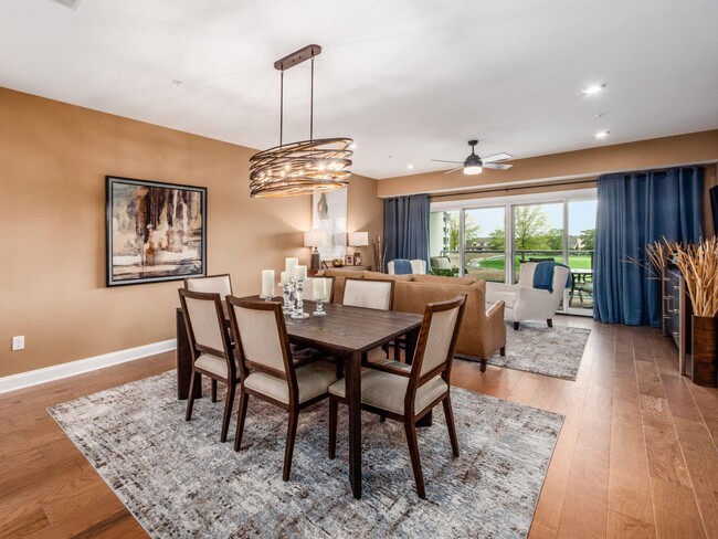 Building Photo - 5211 Highpointe Lakes Dr