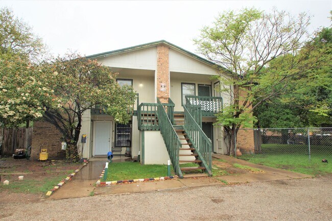 Foto del edificio - 4901 Merritt Cir