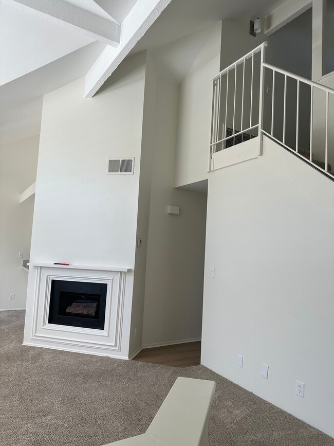 Building Photo - 26864 Claudette St