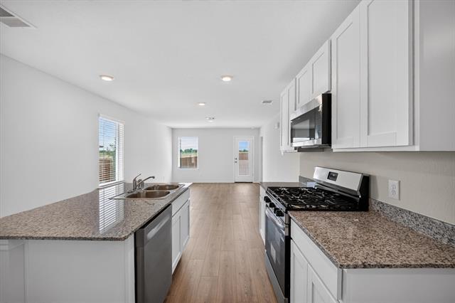 Building Photo - 3030 Serenity Ln